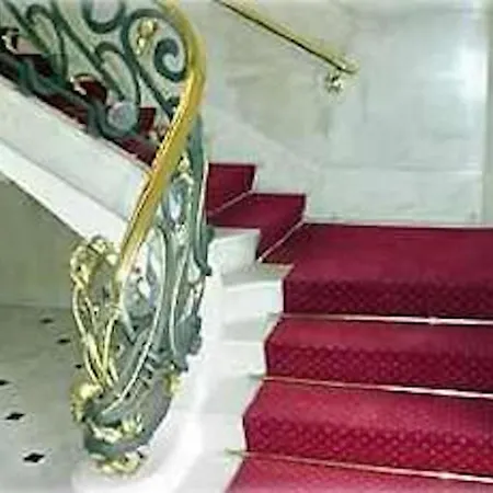 公寓 格拉西亚大道阁楼一室公寓